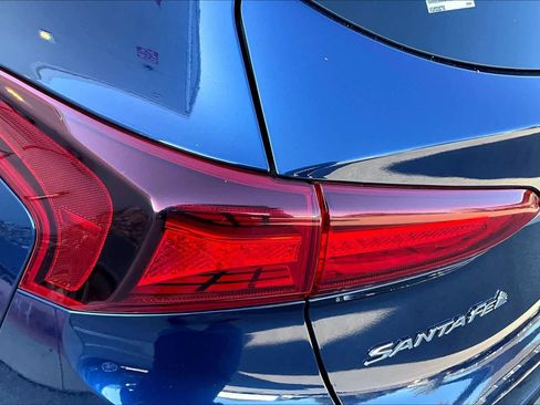 Used 2019 Hyundai Santa Fe SEL w/ Cargo Package image 29