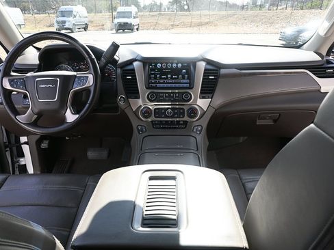 Used 2019 GMC Yukon Denali w/ Open Road Package image 15
