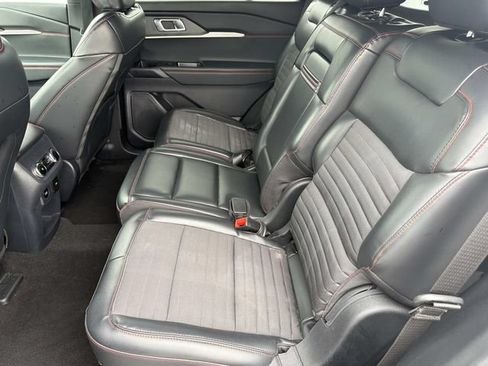 Certified 2025 Ford Explorer ST-Line w/ ST-Line Street Pack AWD/4WD image 21