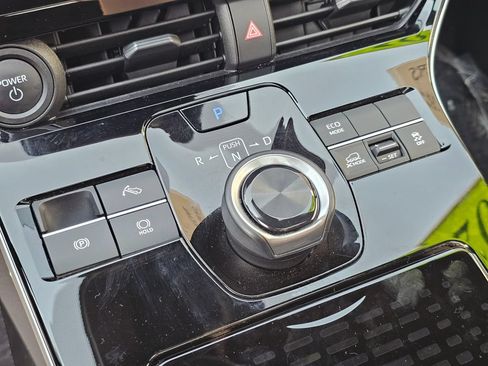 Certified 2024 Toyota bZ4X AWD image 31
