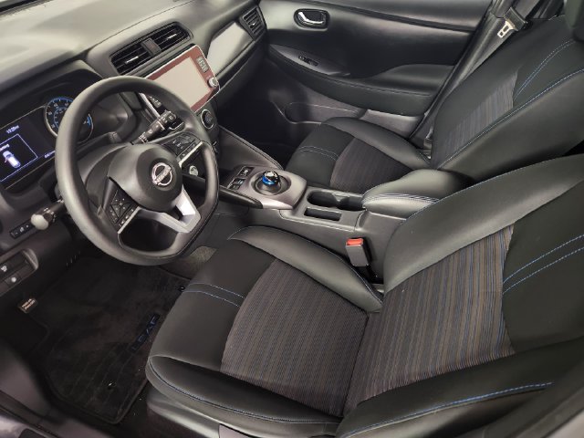 Used 2025 Nissan Leaf S FWD image 12