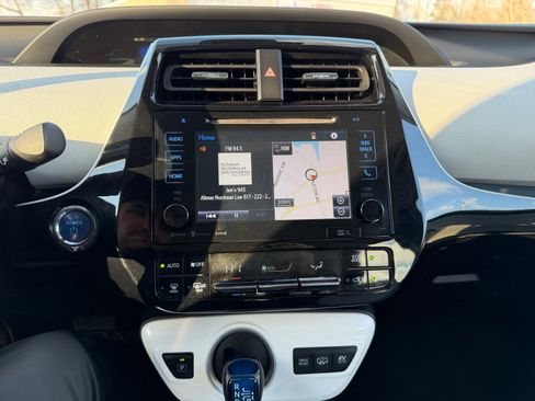 Used 2017 Toyota Prius Prime Plus image 14