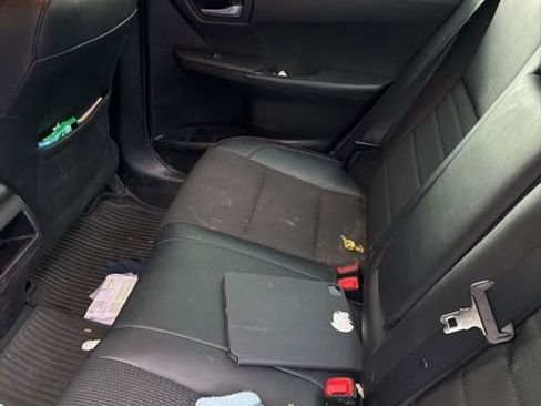 Used 2017 Toyota Camry SE w/ Protection Package (Q2) image 8