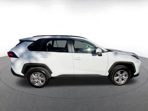 Used 2025 Toyota RAV4 XLE image 25