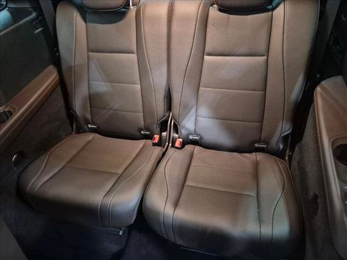 Used 2023 Mercedes-Benz GLS 450 4MATIC image 21