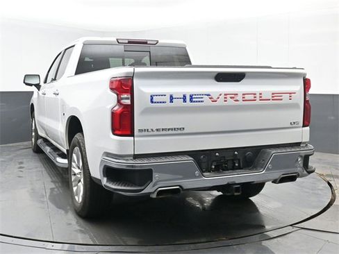 Used 2019 Chevrolet Silverado 1500 LTZ w/ LTZ Plus Package image 12