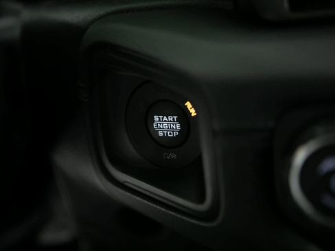 Used 2024 Jeep Wrangler Sahara image 23