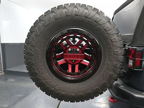 Used 2017 Jeep Wrangler Rubicon image 17