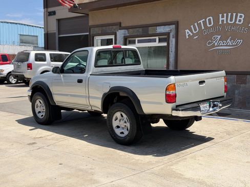 Used 2004 Toyota Tacoma PreRunner RWD image 7
