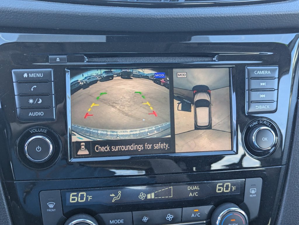 Used 2022 Nissan Rogue Sport SV w/ Technology Package AWD/4WD image 16