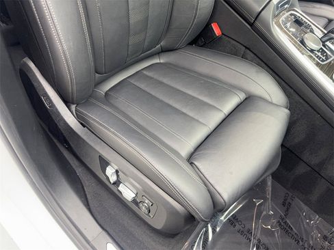 Used 2019 BMW X7 xDrive40i w/ Cold Weather Package image 51