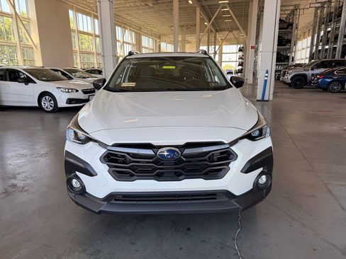 Certified 2025 Subaru Crosstrek 2.5i Limited w/ Crosstrek Mirror Package AWD/4WD image 8