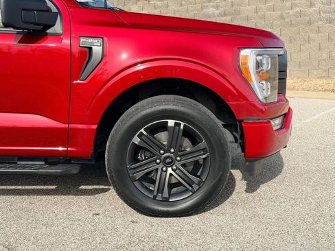 Used 2022 Ford F150 XLT w/ Equipment Group 302A High image 9