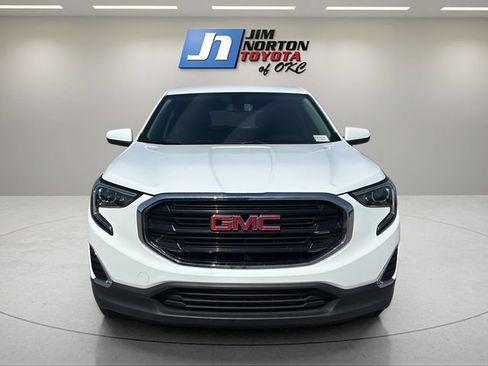 Used 2018 GMC Terrain SLE FWD image 2