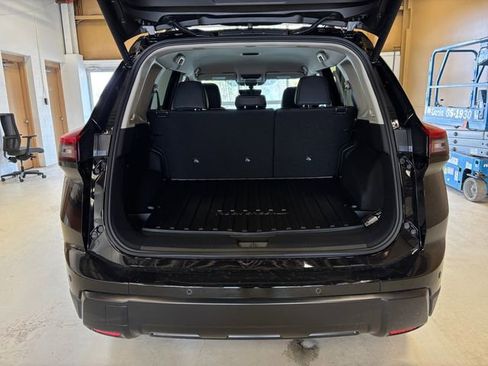 New 2026 Nissan Rogue SV w/ Rock Creek Premium Package AWD/4WD image 16