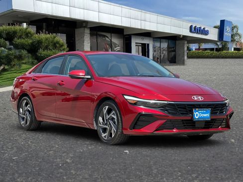 Used 2024 Hyundai Elantra Limited FWD image 10