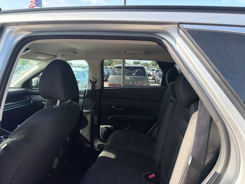 Used 2025 Hyundai Tucson SEL AWD/4WD image 19