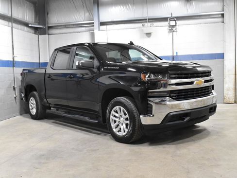 Used 2021 Chevrolet Silverado 1500 LT AWD/4WD image 28