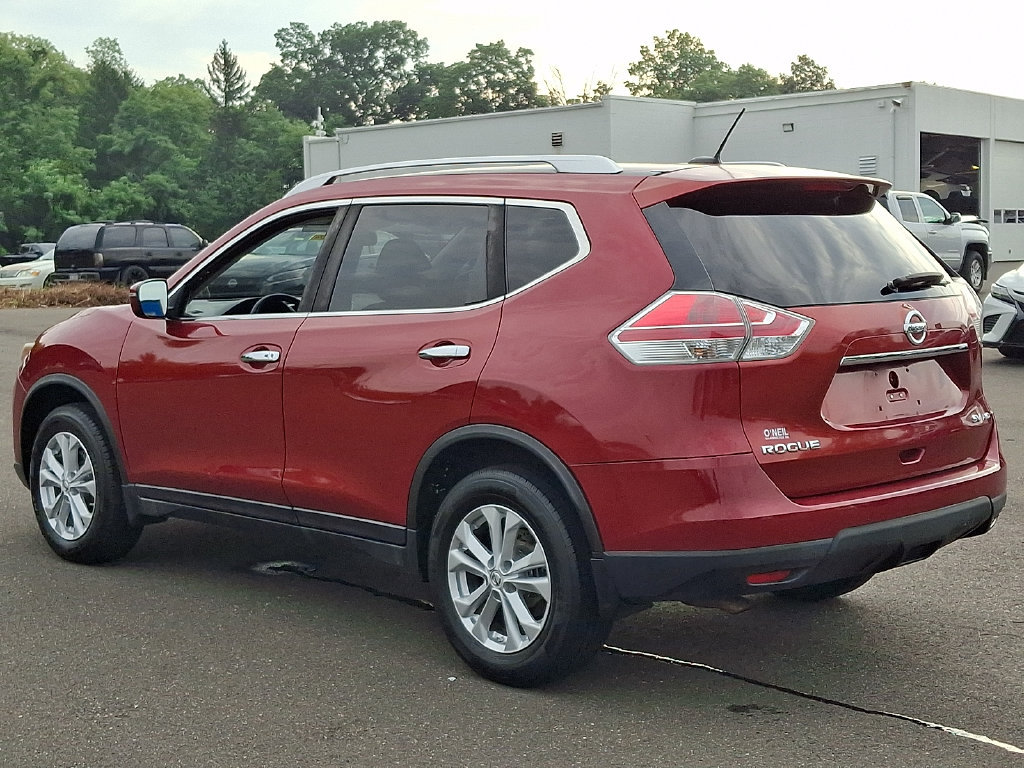 Used 2016 Nissan Rogue SV AWD/4WD image 4