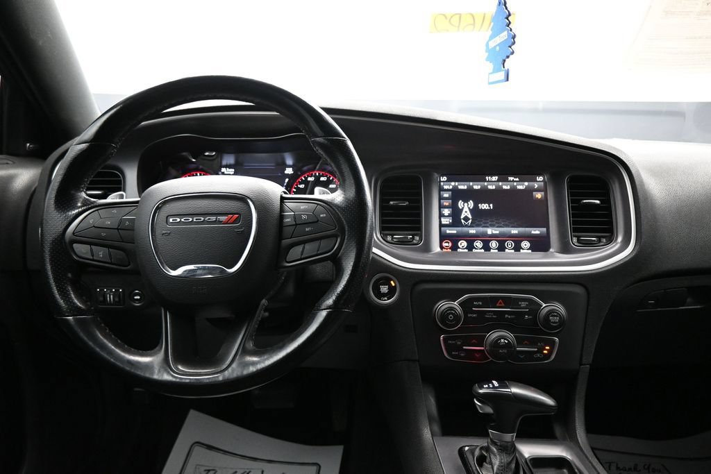 Used 2020 Dodge Charger SXT w/ Blacktop Package AWD/4WD image 14