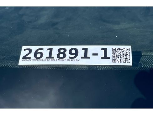 Used 2016 Nissan Rogue S FWD image 19