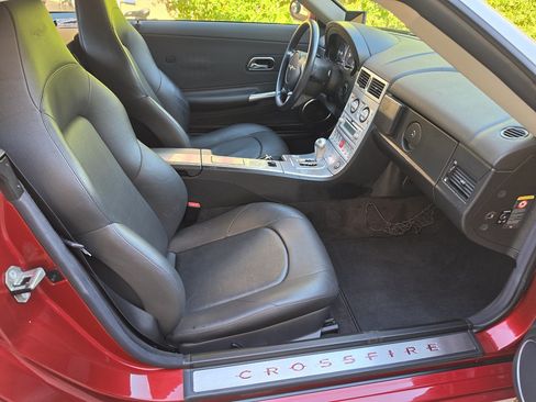 Used 2004 Chrysler Crossfire Coupe RWD image 34