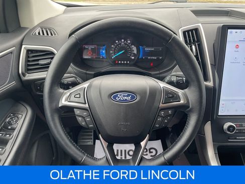 Used 2023 Ford Edge SEL w/ Sport Appearance Package image 27