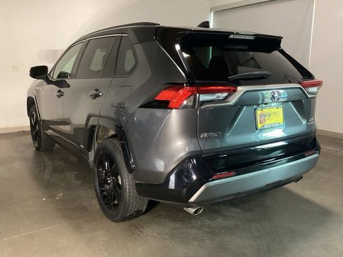 Used 2021 Toyota RAV4 XSE AWD/4WD image 8