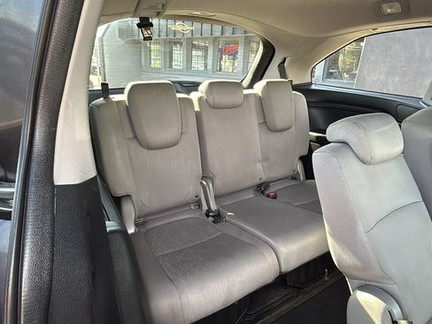 Used 2018 Honda Odyssey EX image 14