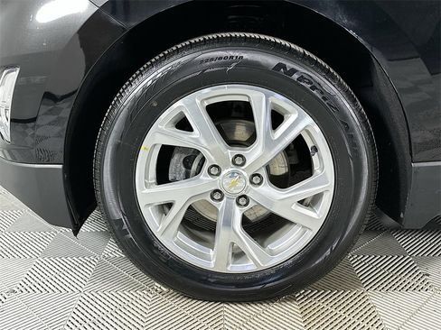 Used 2020 Chevrolet Equinox Premier image 31