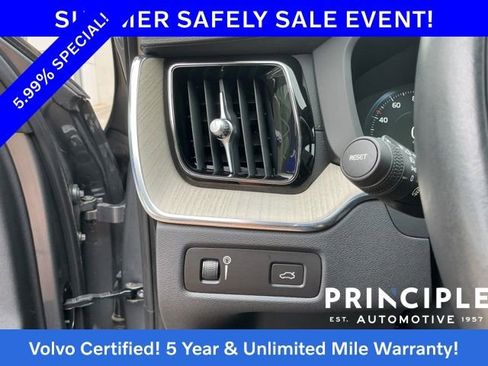Certified 2025 Volvo XC60 T8 Ultra AWD/4WD image 25