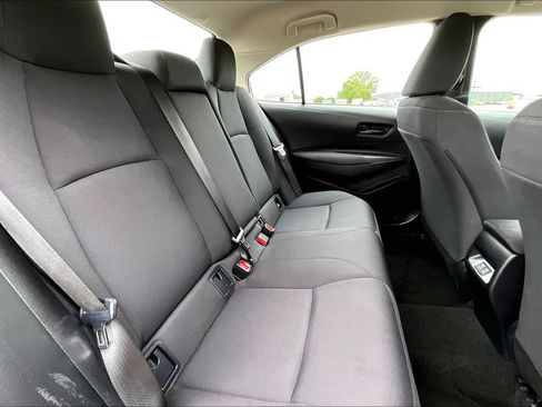 Used 2025 Toyota Corolla LE FWD image 26