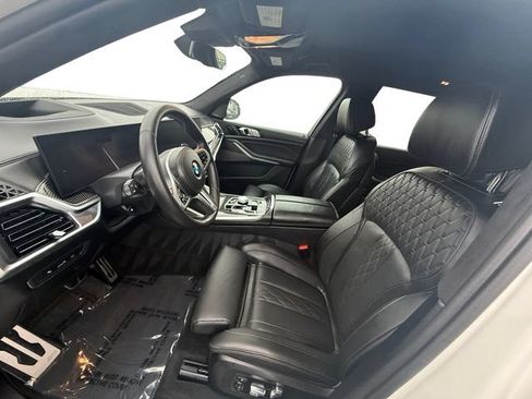 Used 2026 BMW X7 M60i AWD/4WD image 13