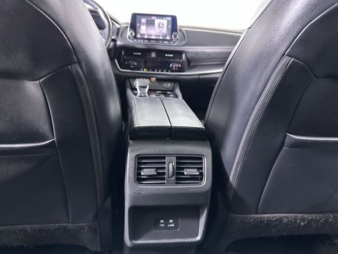 Used 2021 Nissan Rogue SV w/ Premium Package image 58