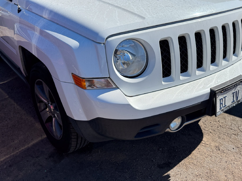 Used 2016 Jeep Patriot High Altitude FWD image 18