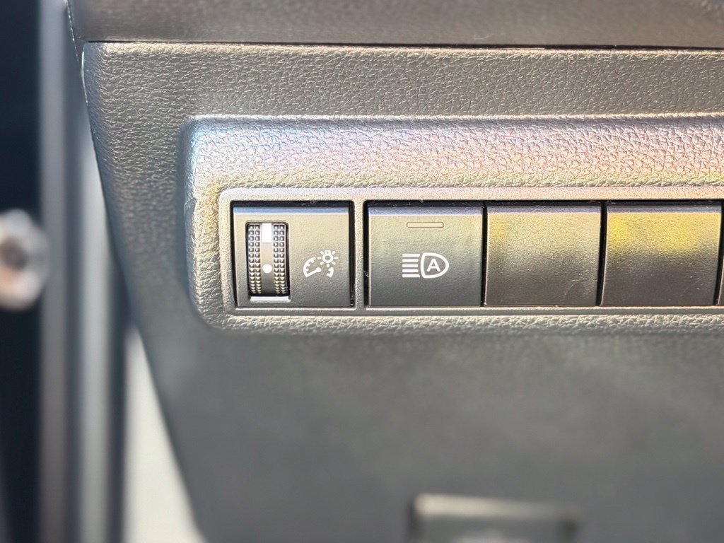 Used 2023 Toyota Corolla LE FWD image 19