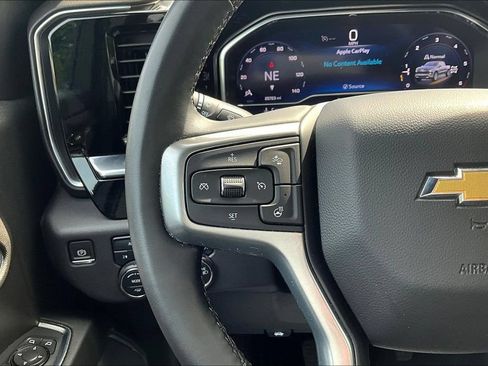 Used 2024 Chevrolet Silverado 1500 LT AWD/4WD image 12