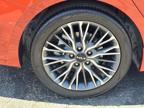 Certified 2023 Kia Forte GT-Line w/ GT-Line Premium Package FWD image 7