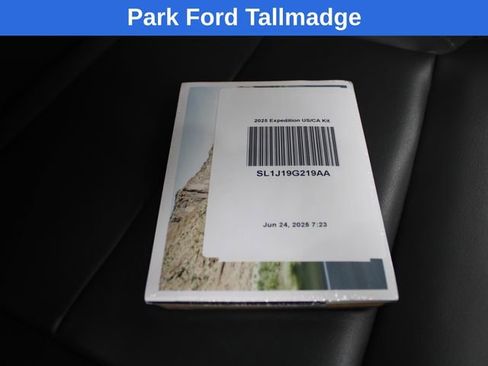 Used 2025 Ford Expedition Max Active AWD/4WD image 32