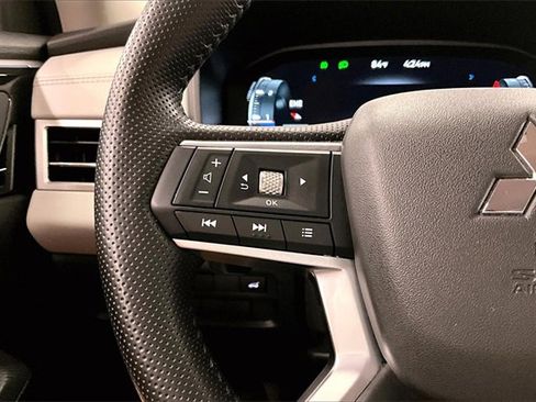 Used 2024 Mitsubishi Outlander SEL image 22