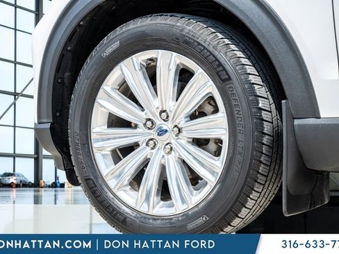 Used 2020 Ford Explorer Limited AWD/4WD image 38
