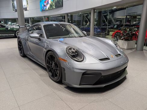 New 2026 Porsche 911 GT3 image 9