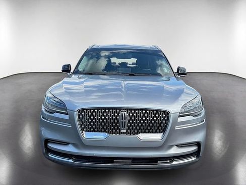 Used 2021 Lincoln Aviator AWD w/ Elements Package image 2