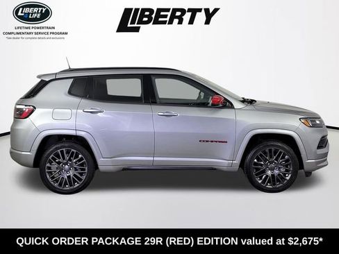 Used 2023 Jeep Compass Limited AWD/4WD image 2