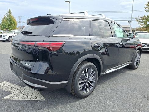 New 2026 INFINITI QX60 Luxe w/ Cargo Package image 4
