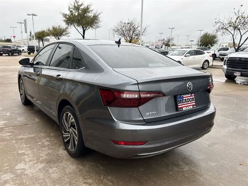 Used 2021 Volkswagen Jetta SEL image 4
