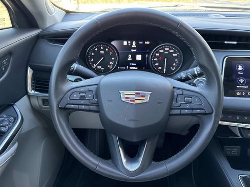 Used 2019 Cadillac XT4 Premium Luxury w/ Technology Package image 14