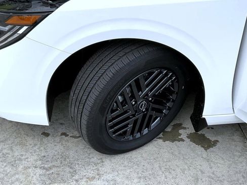 New 2026 Nissan Sentra SV FWD image 24