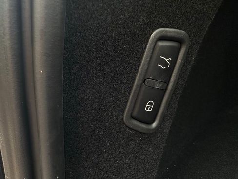 Used 2023 Maserati Levante Modena image 33