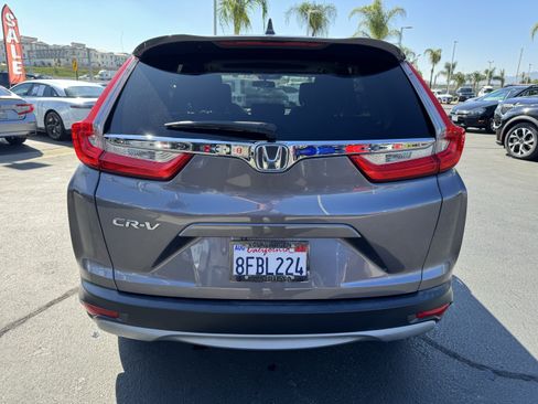 Used 2018 Honda CR-V EX image 9